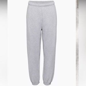 Aritzia Tna Cozy Fleece Mega Sweatpants